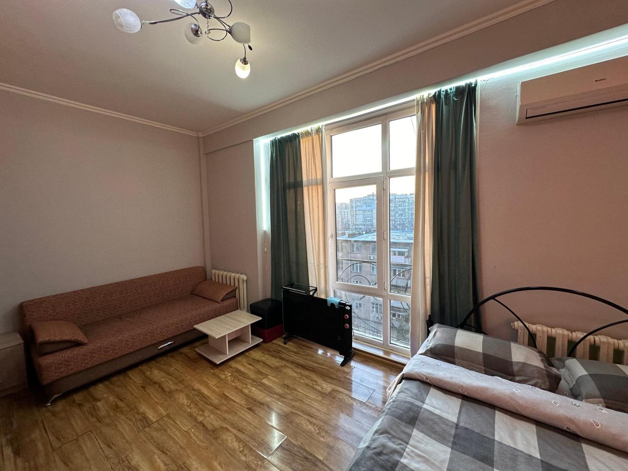 1-Room Apart. 21 On Usenbaeva 52 Near Eurasia Shopping Center Bishkek Exterior foto